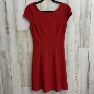 Women's Size 4 Red Textured Fit and Flare Dress Back Zipper by B. Smart